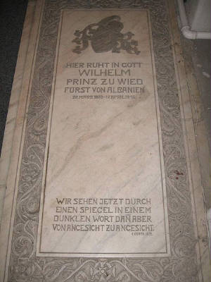 Grabstein_von_Wilhelm_zu_Wied.JPG