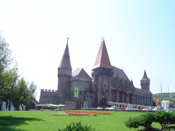 Hunyadi_Castle_Hunedoara.jpg
