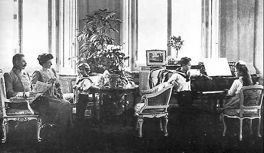 archdukefranzandfamily.jpg