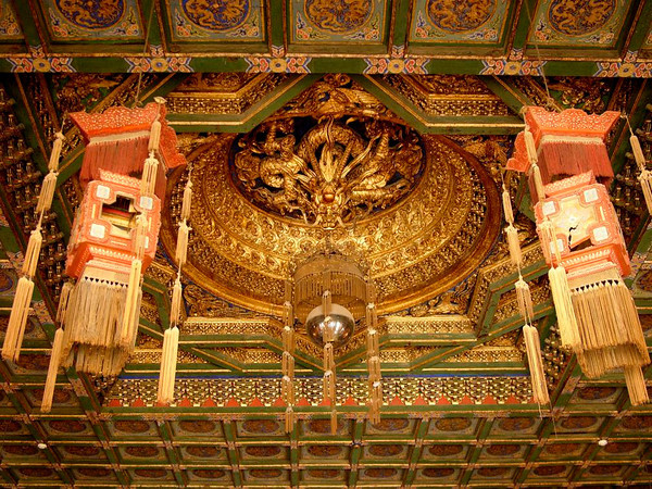 imperial-throne-city-of-emperor.jpg