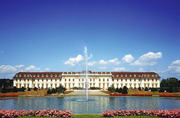 ludwigsburg_palace_baden_wurttemberg_germany.jpg