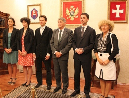royal-family-montnegro.jpg
